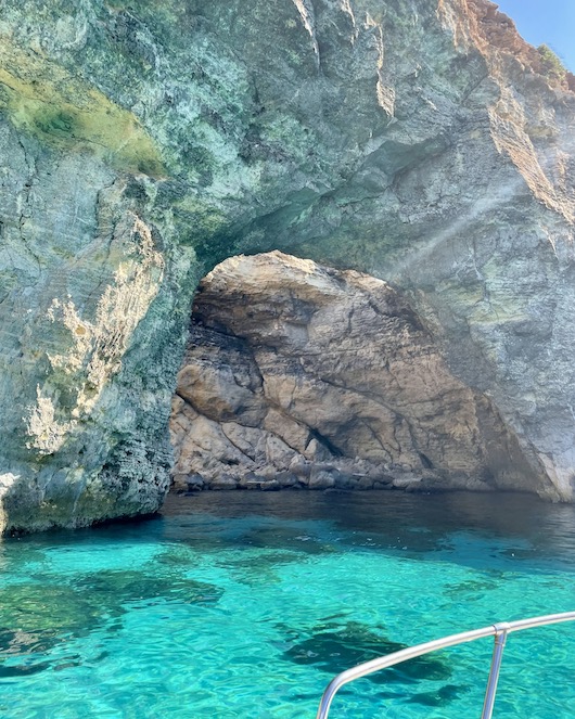 Crystal Lagoon in Comino Malta boat tour